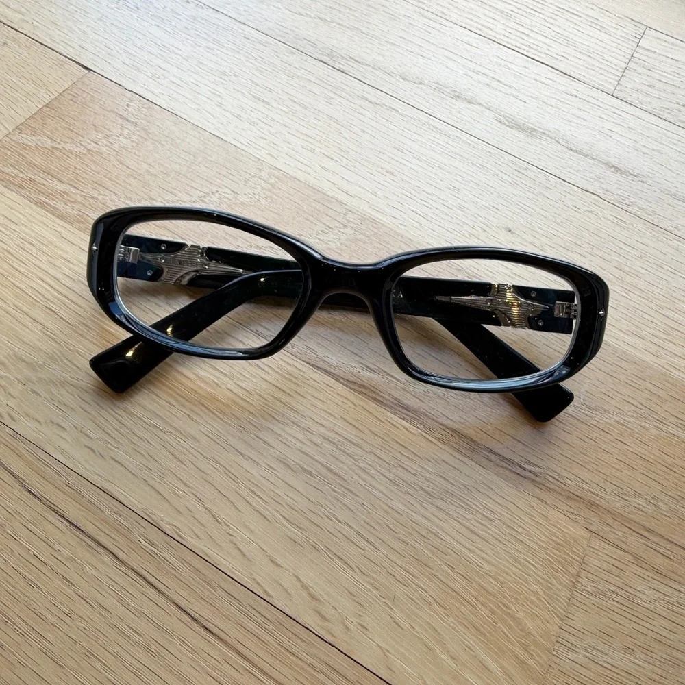 Gentle Monster Eyeglasses - Picture 4 of 5